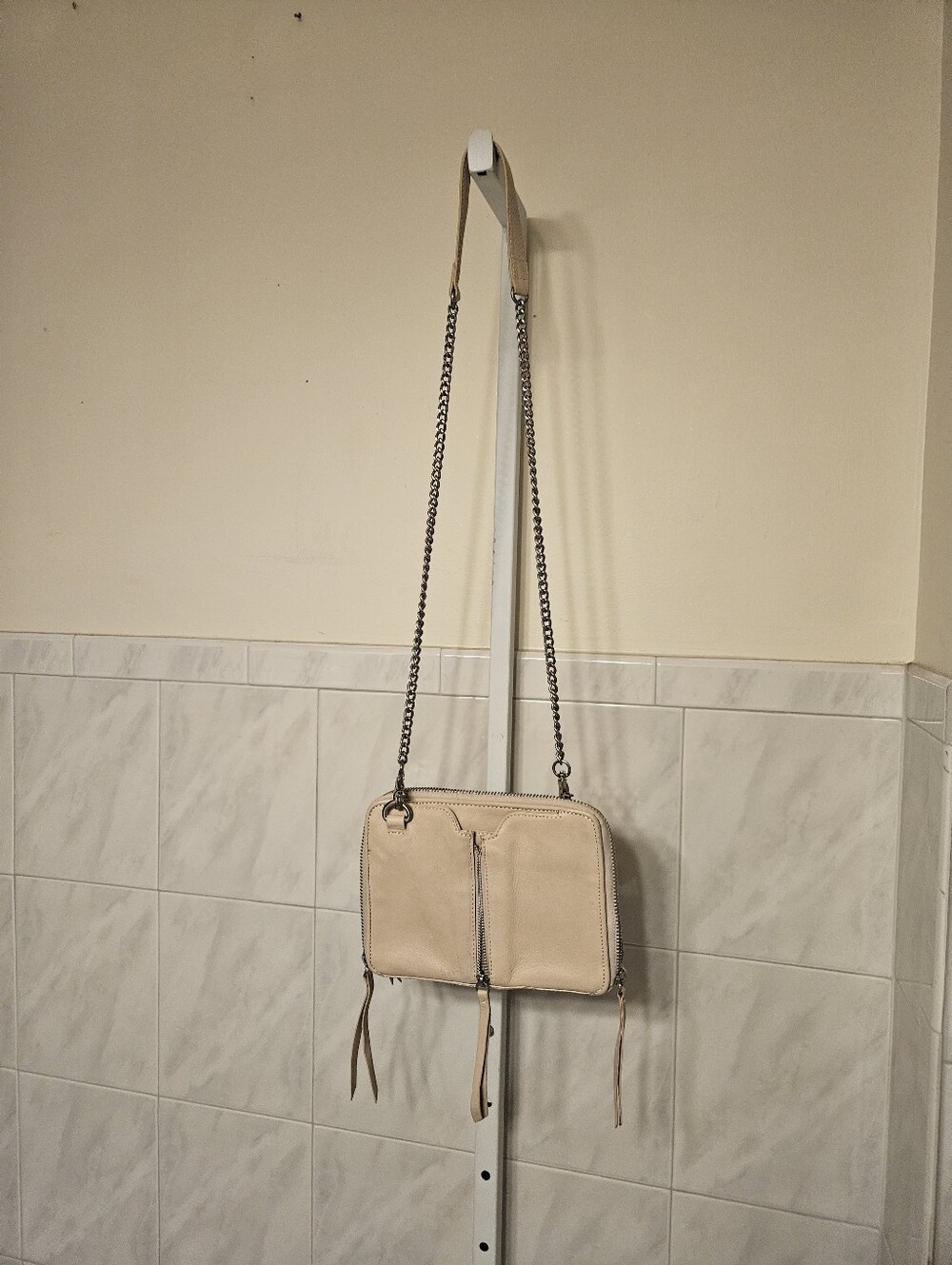 KELSI DAGGER CROSSBODY BAG